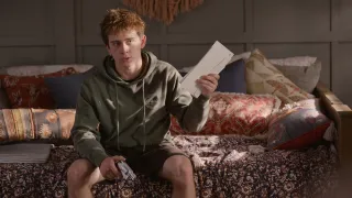 Dead to Me - Saison 3 - Il faut qu'on parle