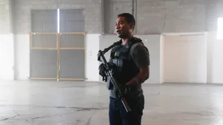 Hawaii 5-0 - Saison 10 - Kâ i ka 'ino, no ka 'ino