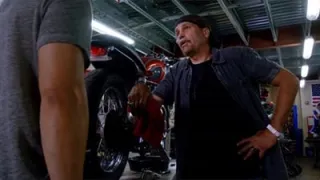 Hawaii 5-0 - Saison 6 - Ka 'alapahi Nui (Gros mensonge)