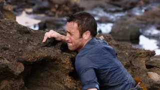 Hawaii 5-0 - Saison 7 - Hu a'e ke ahi lanakila a Kamaile (Le feu de Kamile se lève en triomphe)