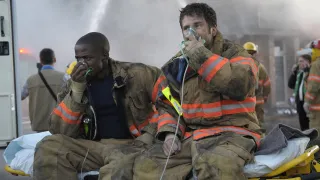 Psych : Enquêteur malgré lui - Saison 3 - Au feu les pompiers